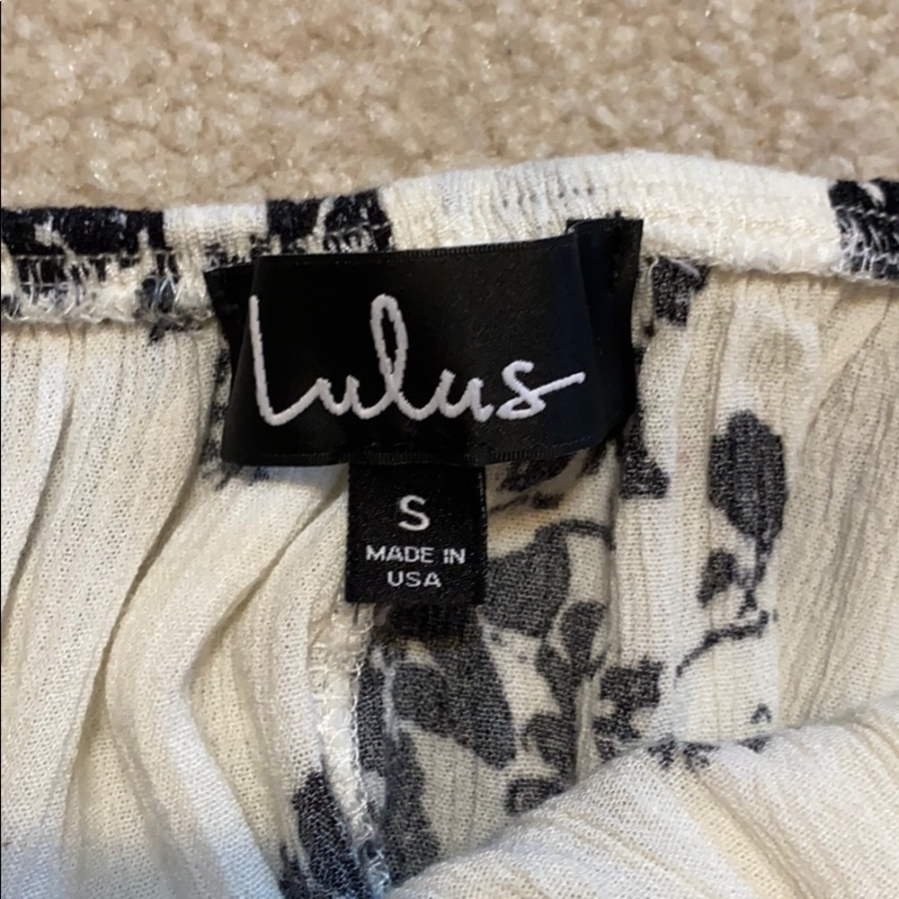 Lulu’s Off the Shoulder Top - Picture 2 of 2
